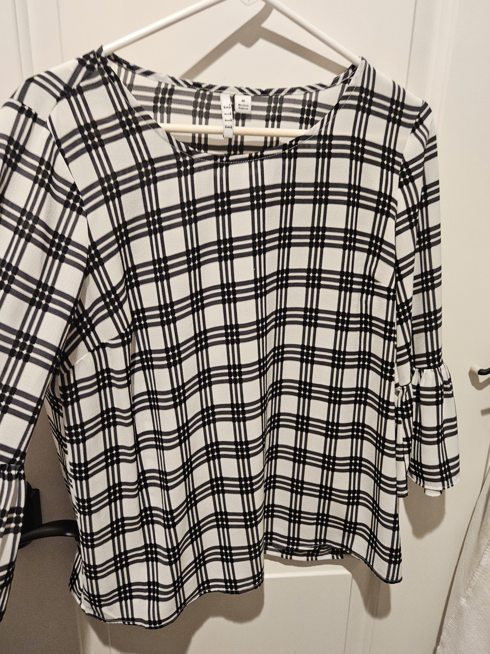 Elle Black and White Plaid Bell-Sleeve Blouse